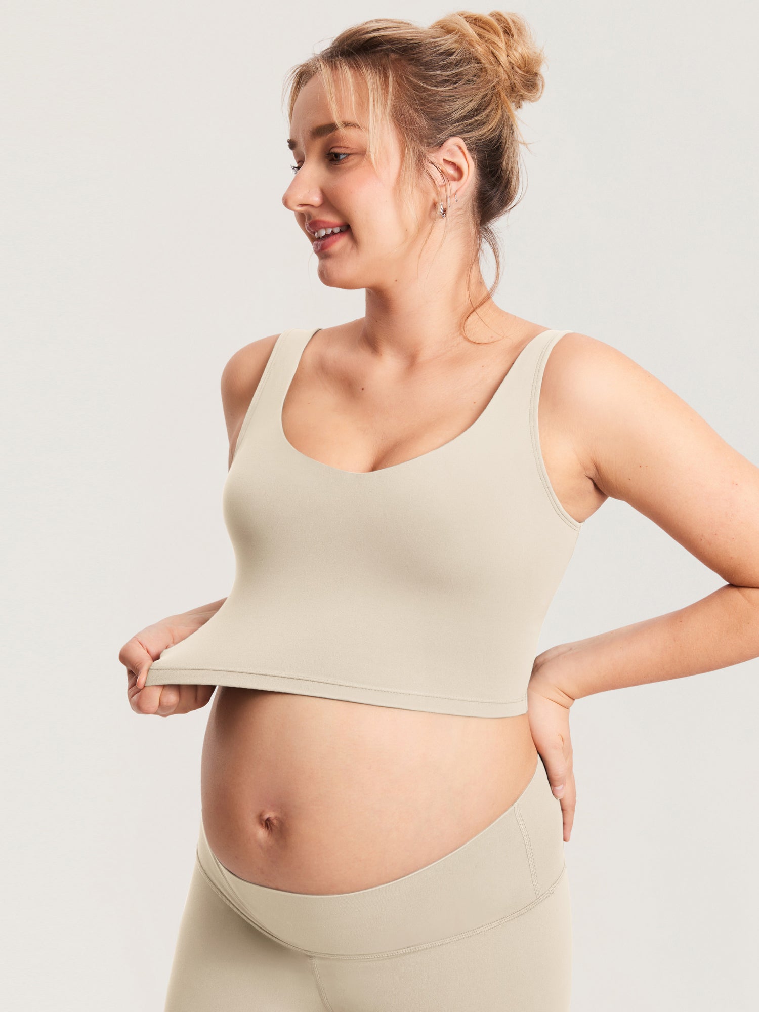 Natrelax® Nursing Crop Tank Top Mojave Tan