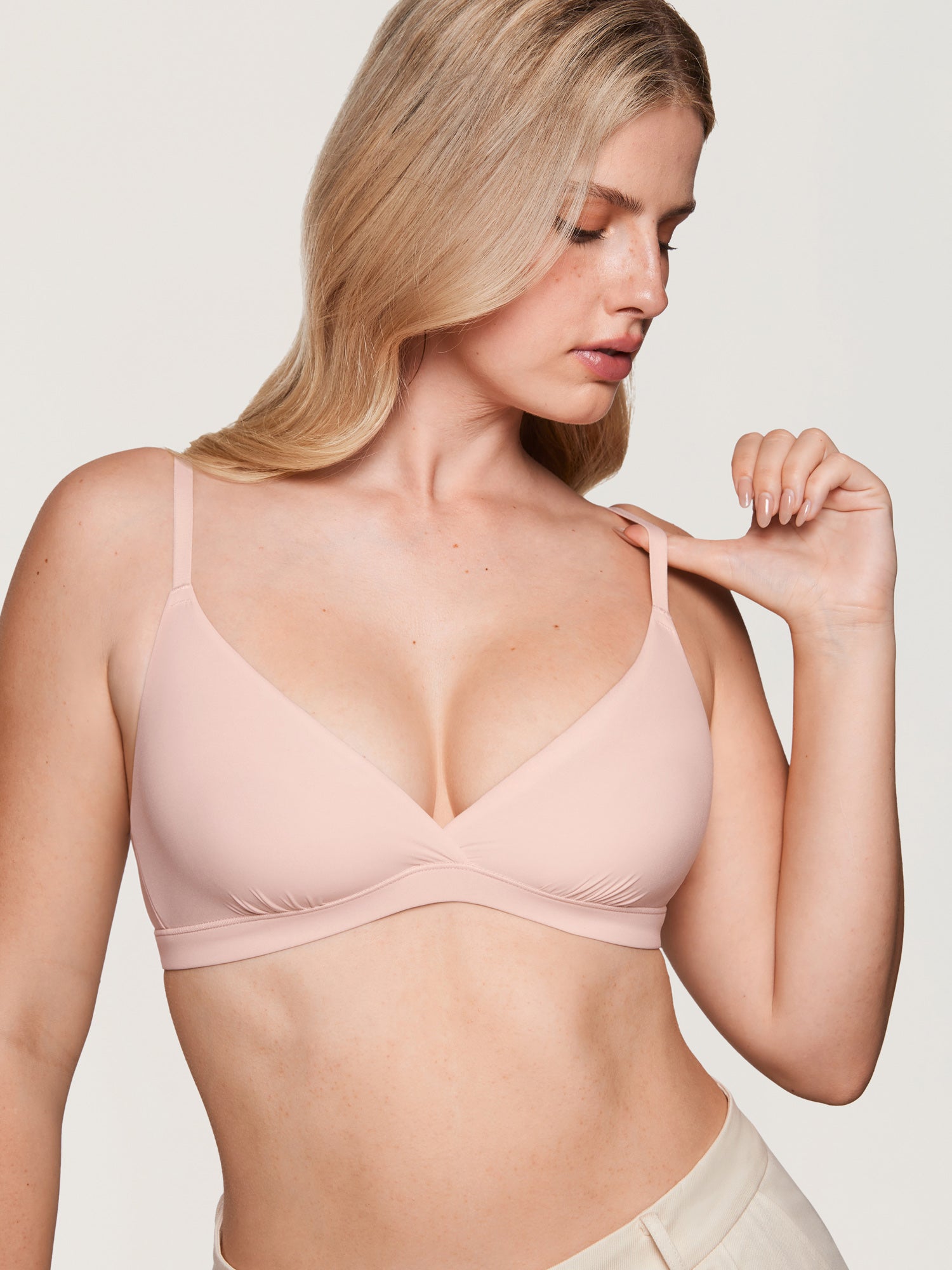 Inbarely® Crossover Everyday Bralette Gentle Rose