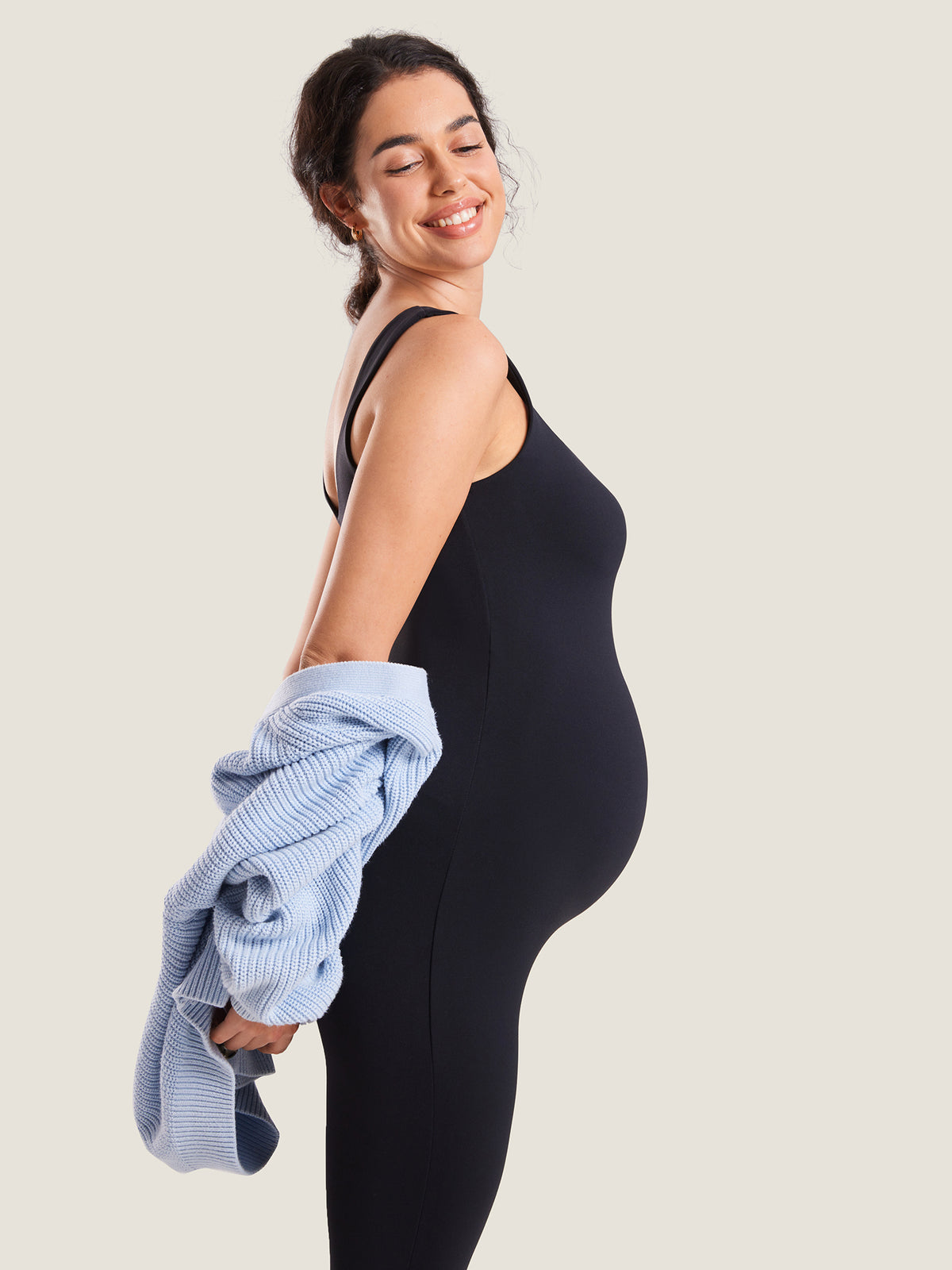 MOMANDA Women's Natrelax® Maternity Jumpsuit Black @model_info:SHOPIFY2
