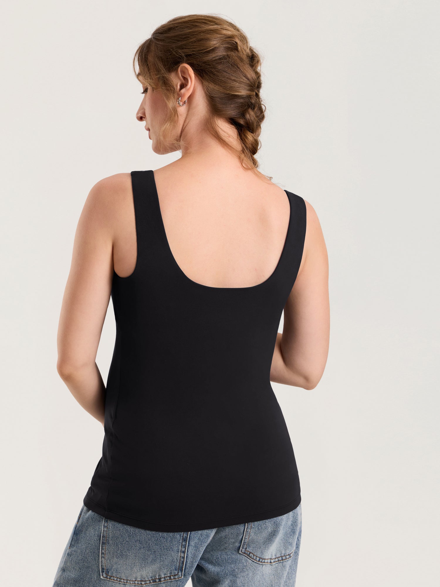 Natrelax® V Neck Nursing Tank Top Black