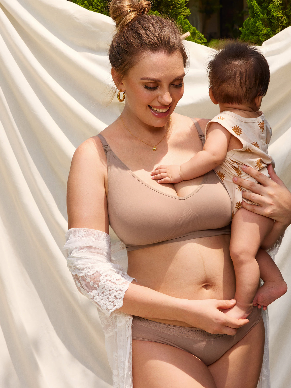 MOMANDA Women's Seamless Soft Knit Nursing Bra Cocoa Beige