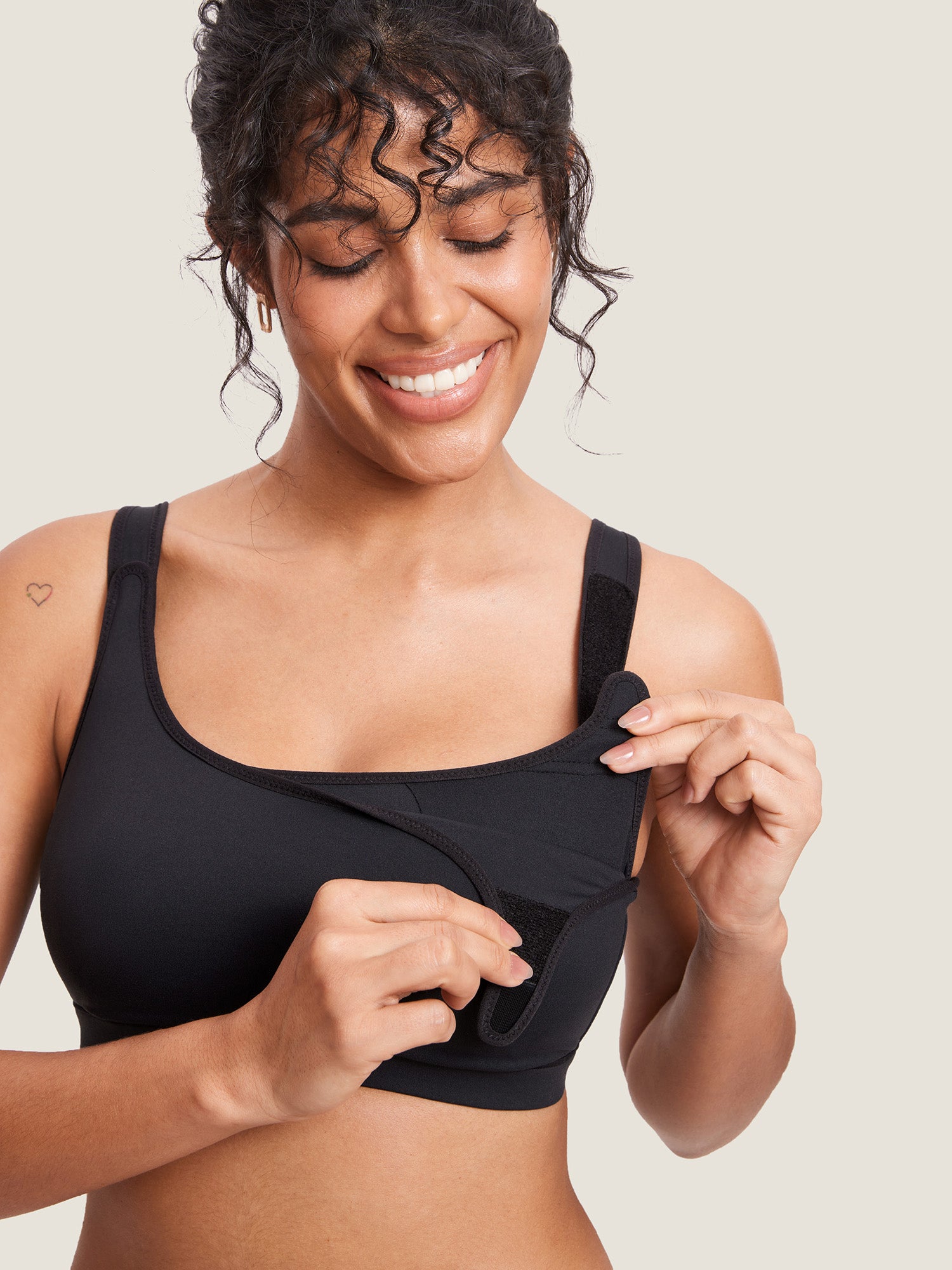 Natrelax® Velcro All-in-One Nursing & Pumping Bra Black