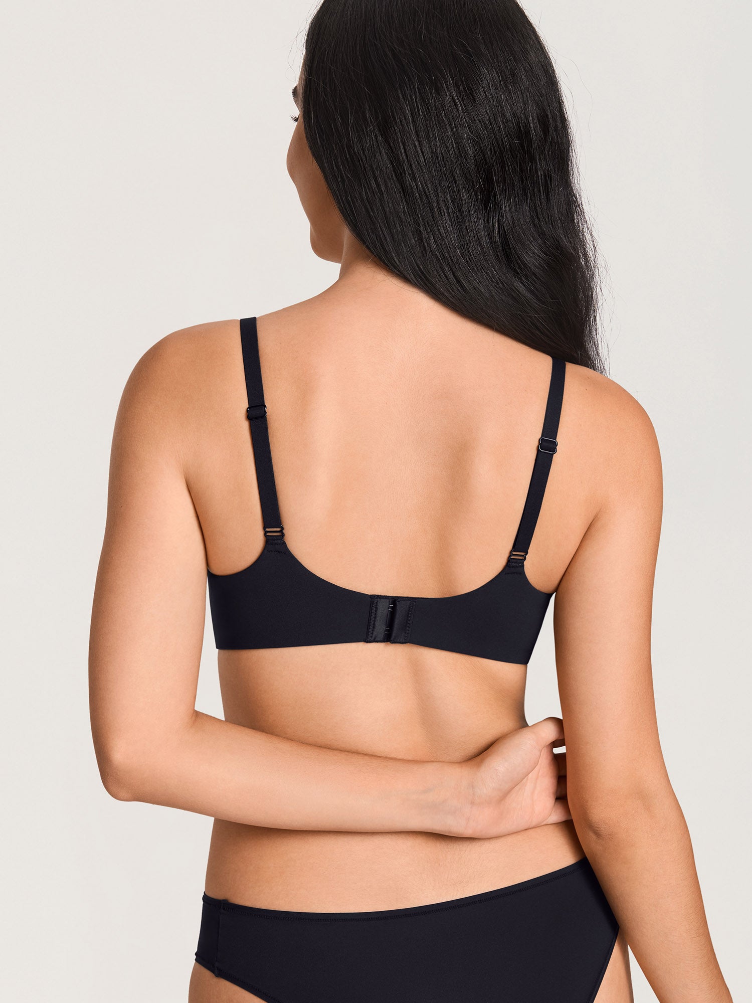 Inbarely® Plus Underwire Plunge Nursing Bra