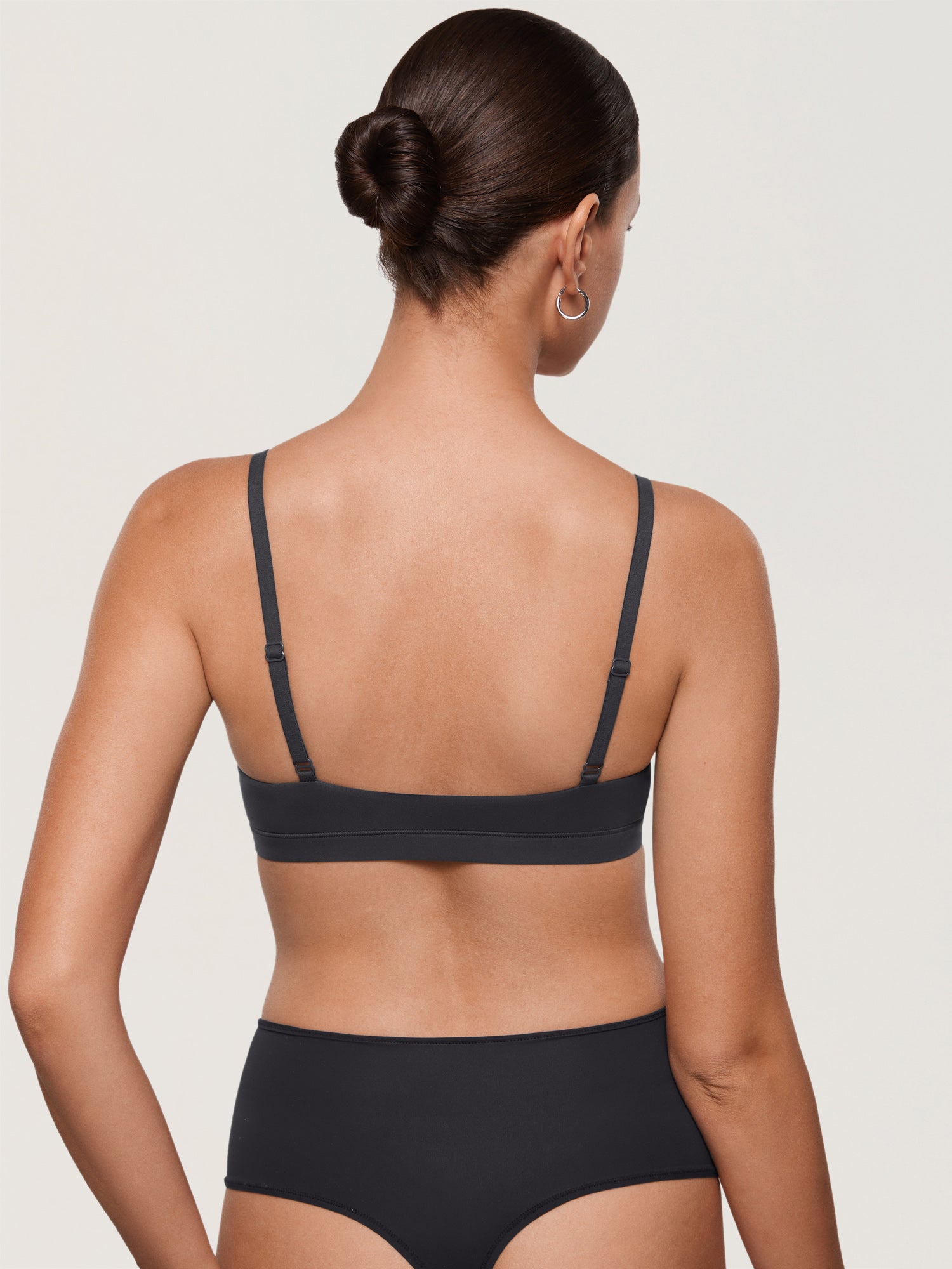 Inbarely® Soft Triangle Bralette Graphite Grey