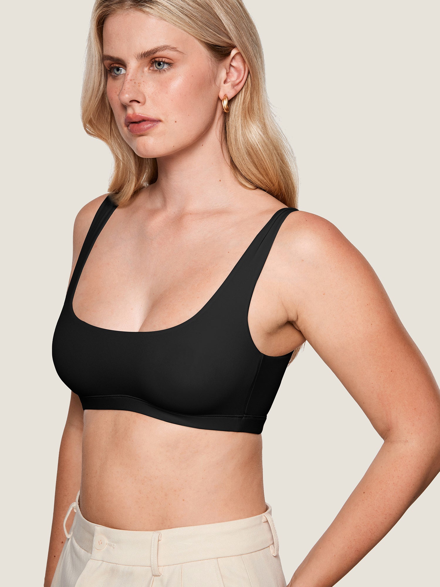 Inbarely® Soft Seamless Everyday Bralette Black