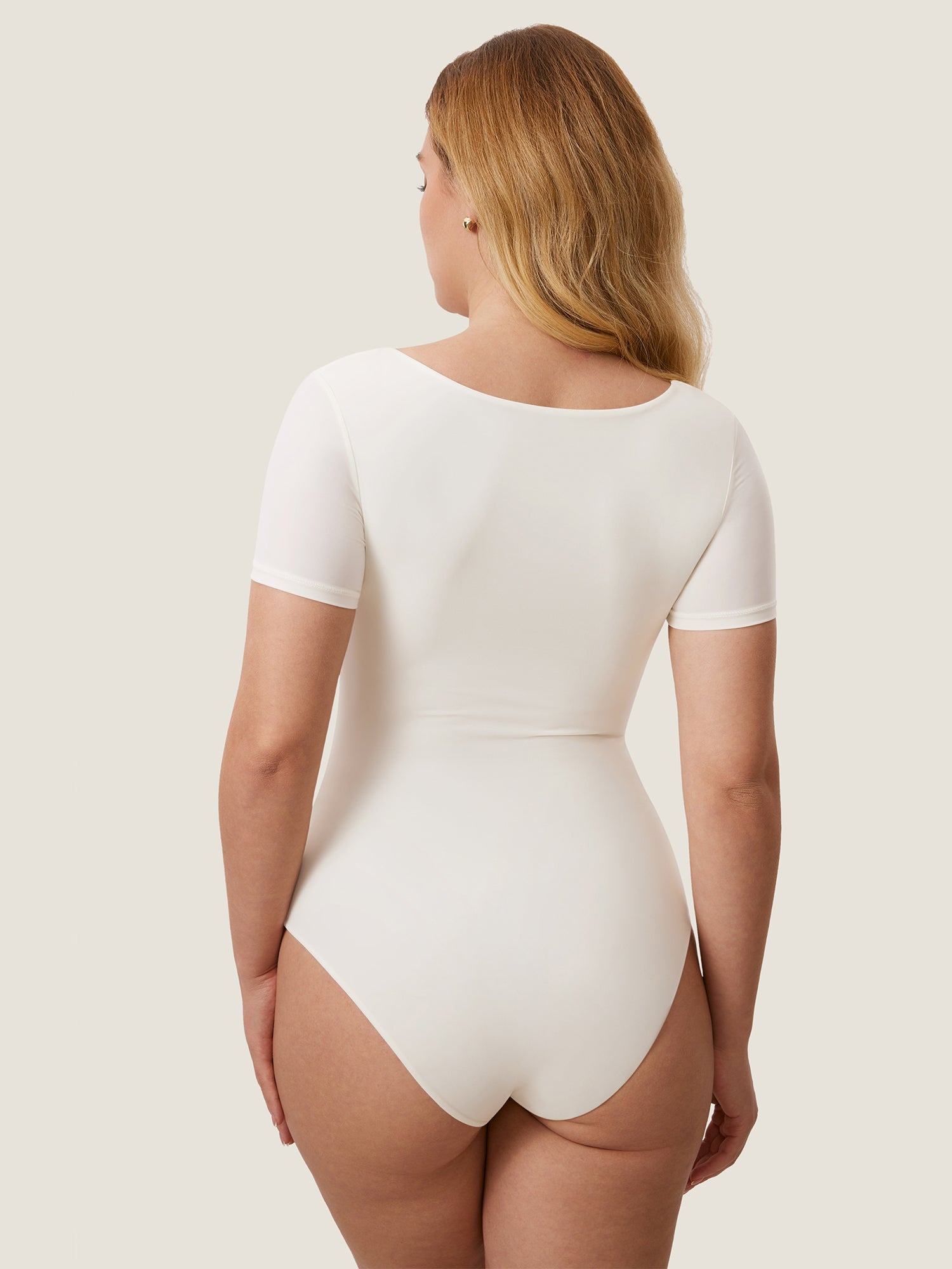 Inbarely® Square Neck Short Sleeve Bodysuit Creamy-white