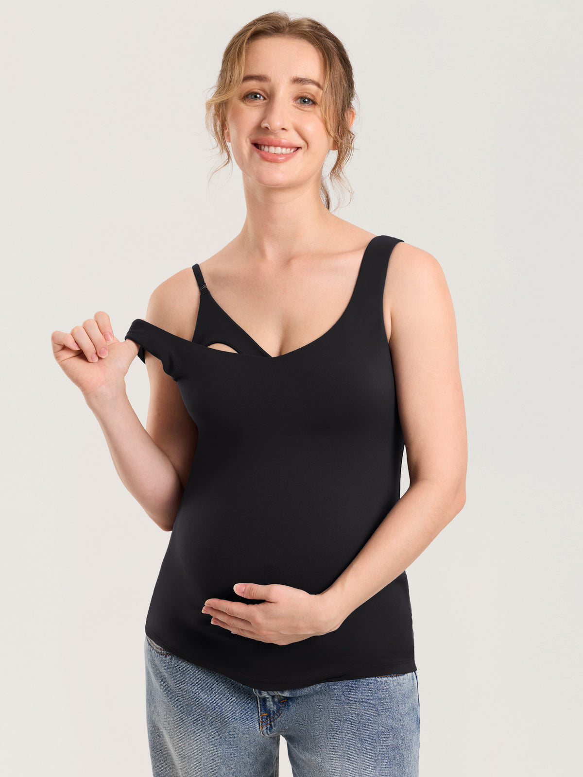 MOMANDA Naterlax® V Neck Nursing Tank Top Black @model_info:MOM1