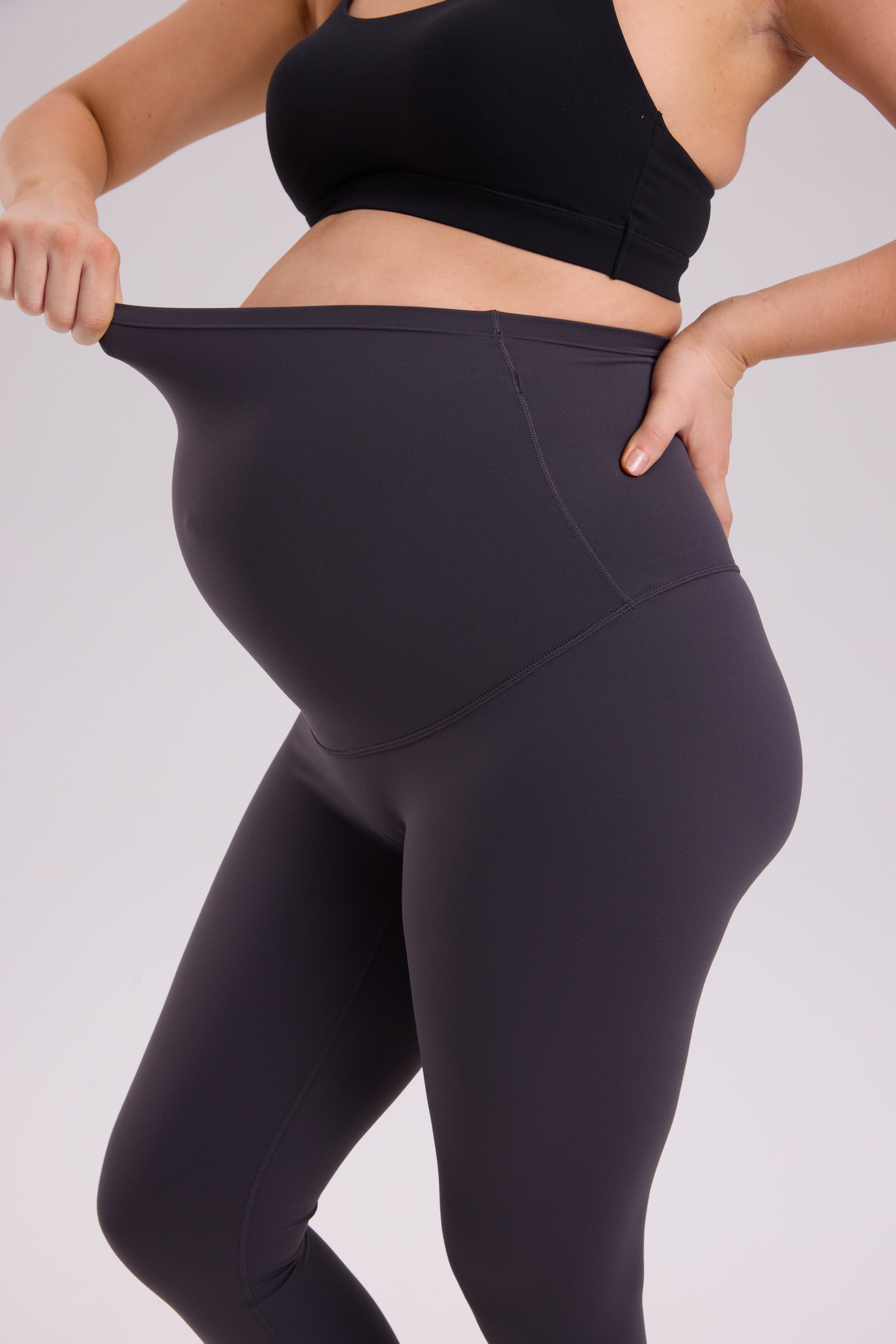 Natrelax® No Front Seam Maternity Leggings 25" Graphite Grey