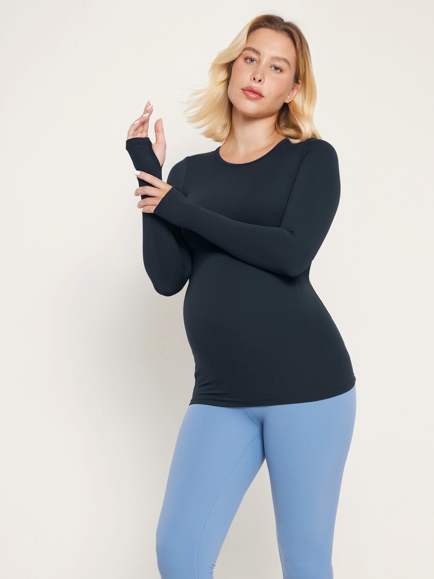 Natrelax® Long Sleeve Maternity Crewneck T-Shirts True Navy